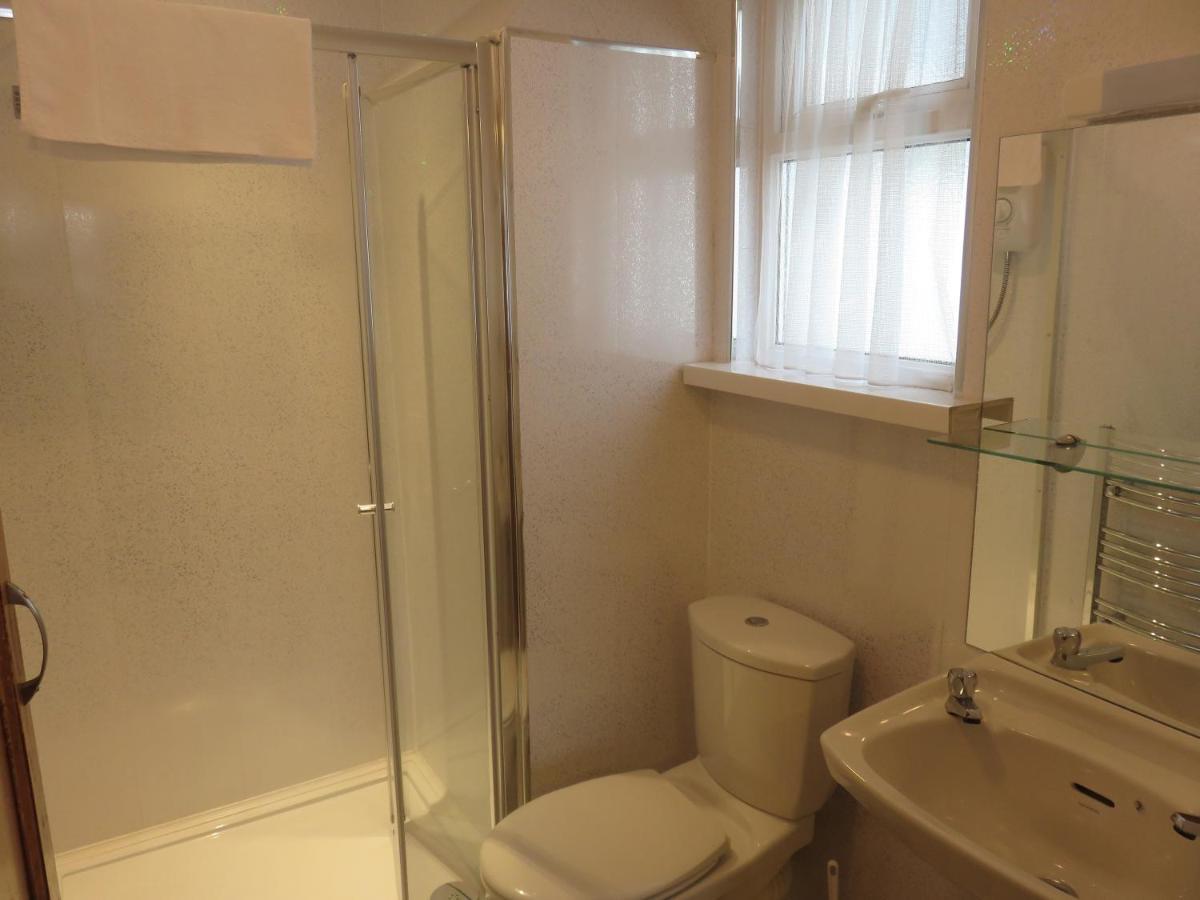 Lamplighter Guesthouse Plymouth Room photo